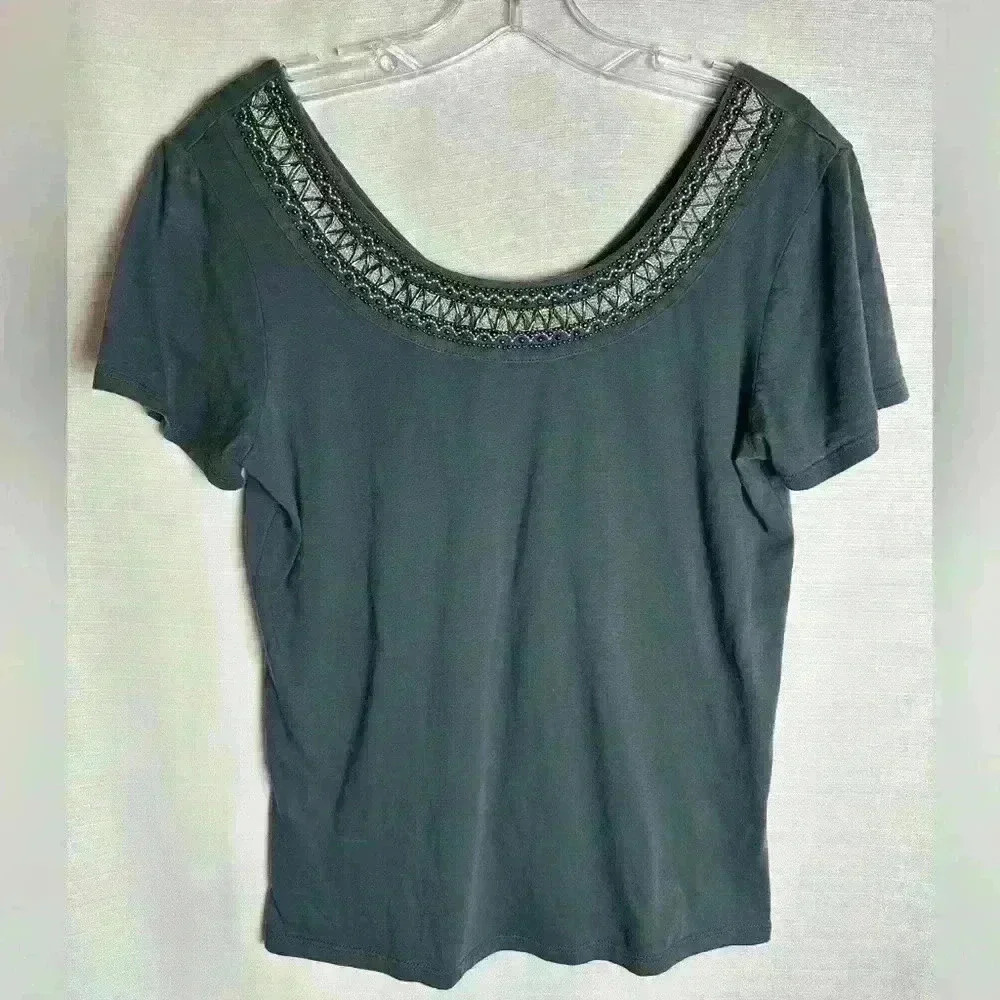 Banana Republic women’s shirt, embellishment around neckline, V in back, size S